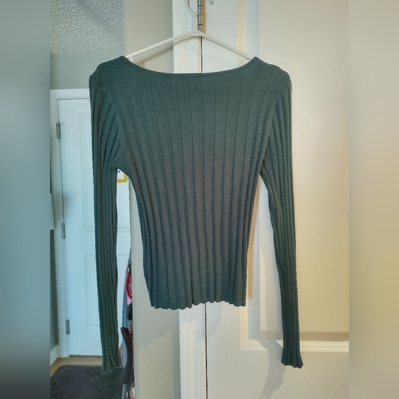 Long Sleeve Forest Green Dynamite Top M - Picture 2 of 3